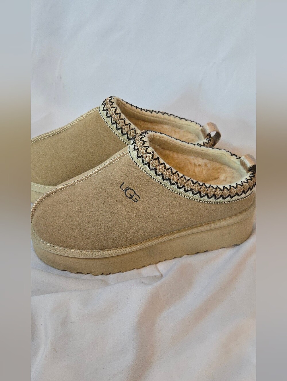 UGG Tasman II Slip-On Leather Suede Slippers Tan Women's 7 - Picture 2 of 6